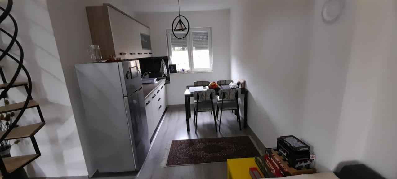Ravne Weekend House Villa Visoko Luaran gambar